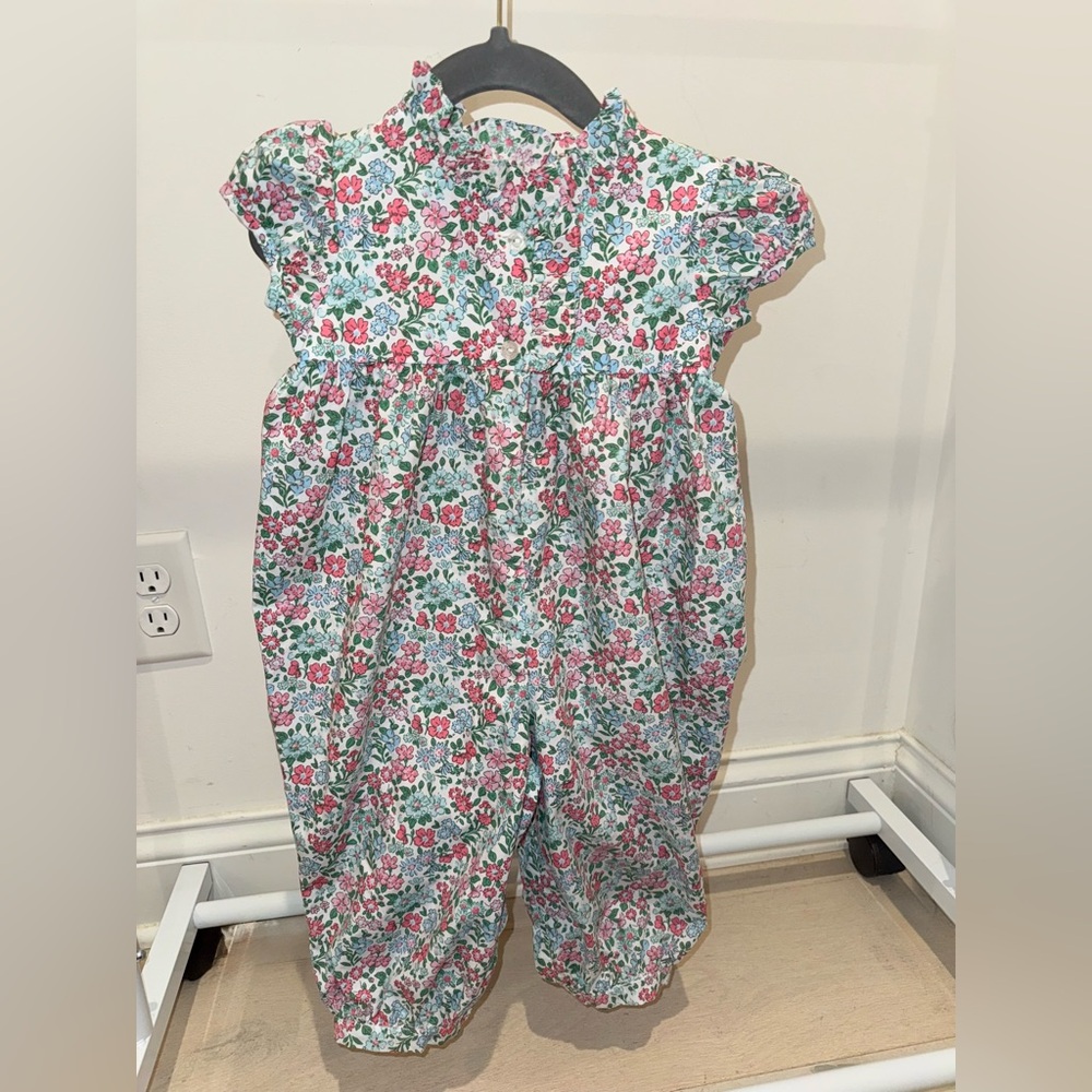 SOLD OUT LITTLE ENGLISH NWOT Canterbury Floral Birdie Romper 18M - Picture 3 of 7